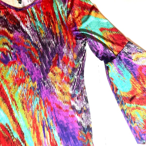 New Directions Boho Multicolor Abstract Flutter Sleeve Top – Medium - Picture 8 of 12